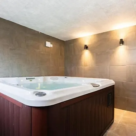 Emma - Luxusni S Privatnim Wellness *